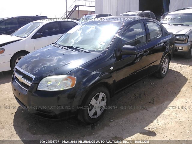 KL1TD56627B057378 - 2007 CHEVROLET AVEO LS BLACK photo 2