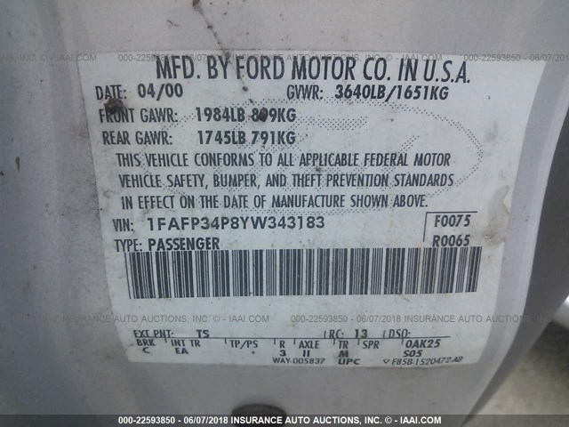 1FAFP34P8YW343183 - 2000 FORD FOCUS SE/SE COMFORT SILVER photo 9