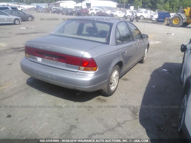 1G8ZK527XWZ172463 - 1998 SATURN SL2 SILVER photo 4