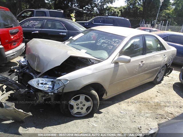 4T1BF30K82U023317 - 2002 TOYOTA CAMRY LE/XLE/SE ოქროსფერი ფოტო 2