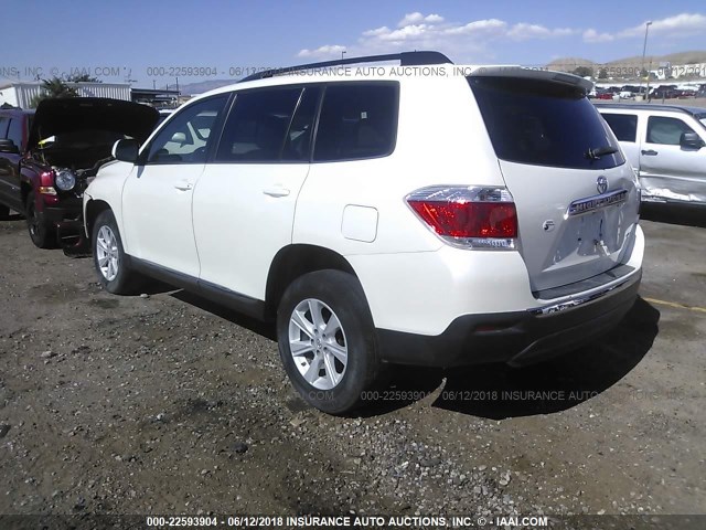 5TDBK3EH1DS242429 - 2013 TOYOTA HIGHLANDER PLUS/SE WHITE photo 3