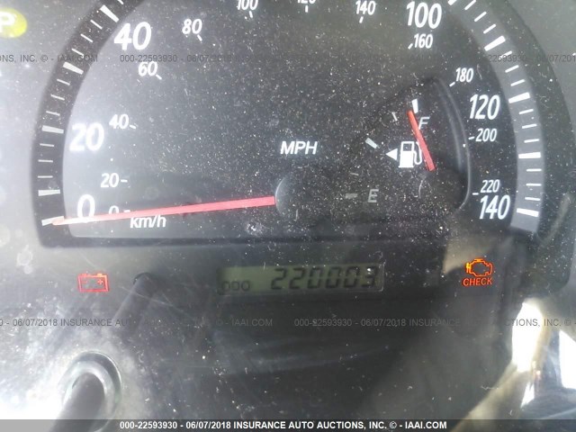 4T1BE32K03U657688 - 2003 TOYOTA CAMRY LE/XLE/SE ნაცრისფერი ფოტო 7