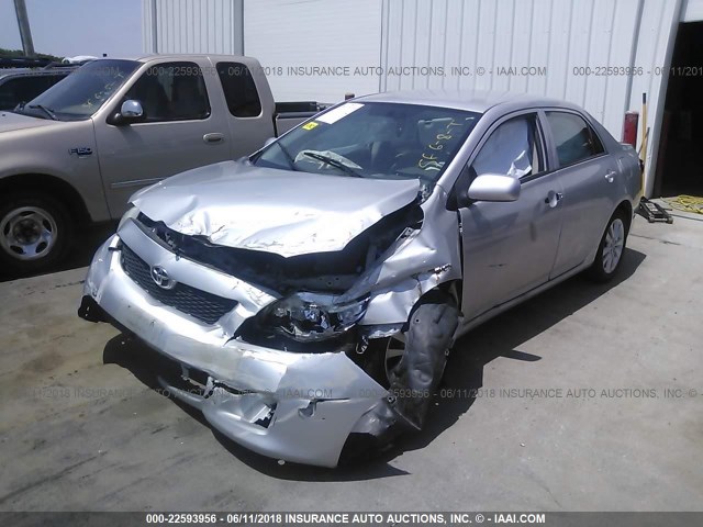 1NXBU40E79Z032638 - 2009 TOYOTA COROLLA S/LE/XLE SILVER photo 2