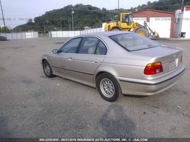 WBADD6323WBW36539 - 1998 BMW 528 I AUTOMATIC GOLD photo 3