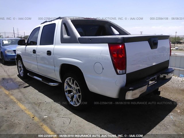 3GNEC12T64G248983 - 2004 CHEVROLET AVALANCHE C1500 WHITE photo 3