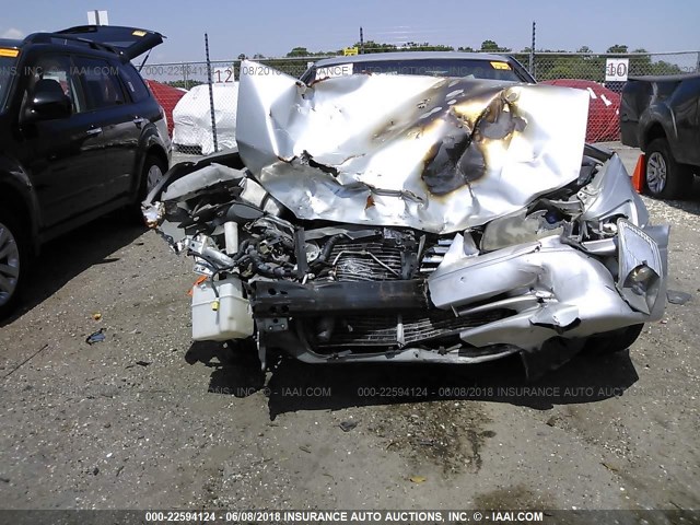 JT2BG22K610549579 - 2001 TOYOTA CAMRY CE/LE/XLE SILVER photo 6