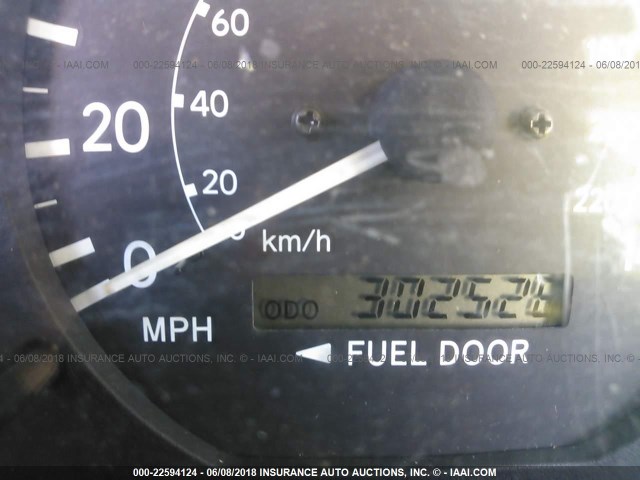 JT2BG22K610549579 - 2001 TOYOTA CAMRY CE/LE/XLE SILVER photo 7