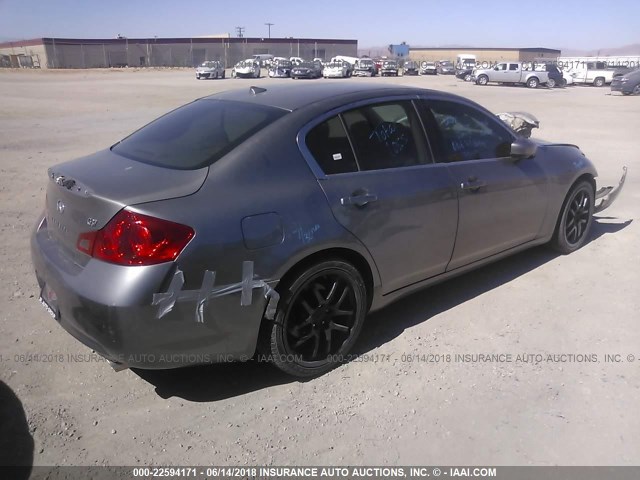 JNKCV61E39M011252 - 2009 INFINITI G37 JOURNEY/SPORT GRAY photo 4