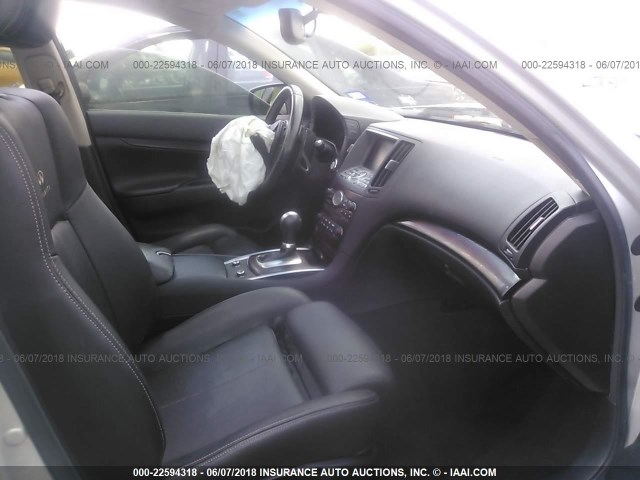 JN1CV6AP3AM201028 - 2010 INFINITI G37 SPORT 银色 照片 5