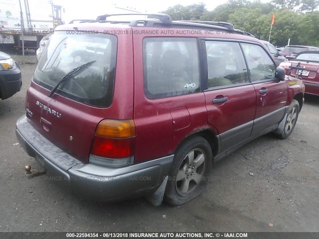 JF1SF6556WG768621 - 1998 SUBARU FORESTER S RED photo 4