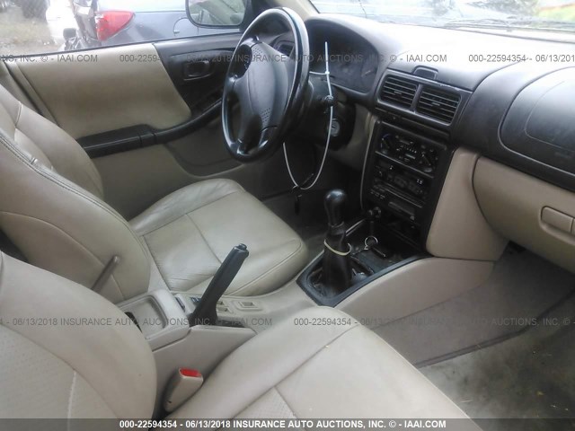 JF1SF6556WG768621 - 1998 SUBARU FORESTER S RED photo 5