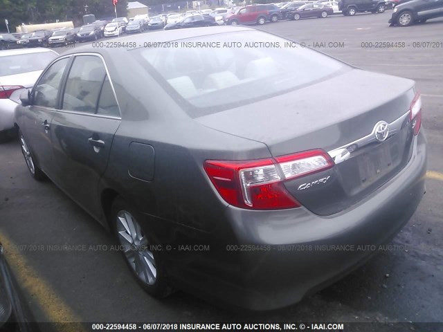 4T1BF1FK0CU559126 - 2012 TOYOTA CAMRY SE/LE/XLE Pewter photo 3