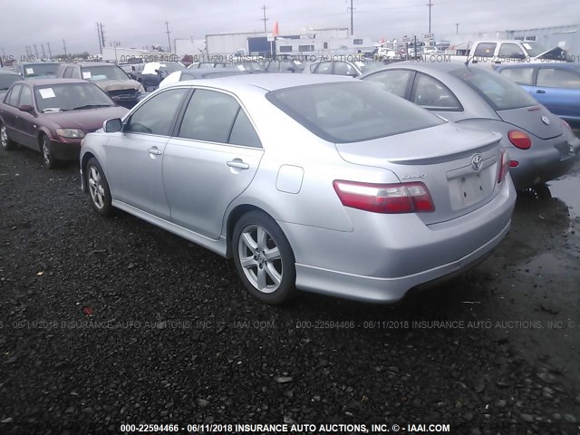 4T1BK46K37U042342 - 2007 TOYOTA CAMRY NEW GENERAT LE/XLE/SE SILVER photo 3