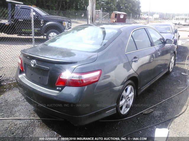4T1BE46K97U081461 - 2007 TOYOTA CAMRY NEW GENERAT CE/LE/XLE/SE GRAY photo 4