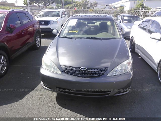 JTDBF32KX40153823 - 2004 TOYOTA CAMRY LE/XLE GRAY photo 6