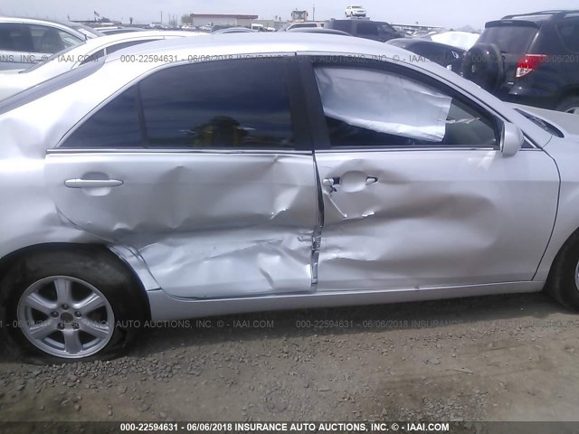 4T1BE46K68U759813 - 2008 TOYOTA CAMRY CE/LE/XLE/SE SILVER photo 6