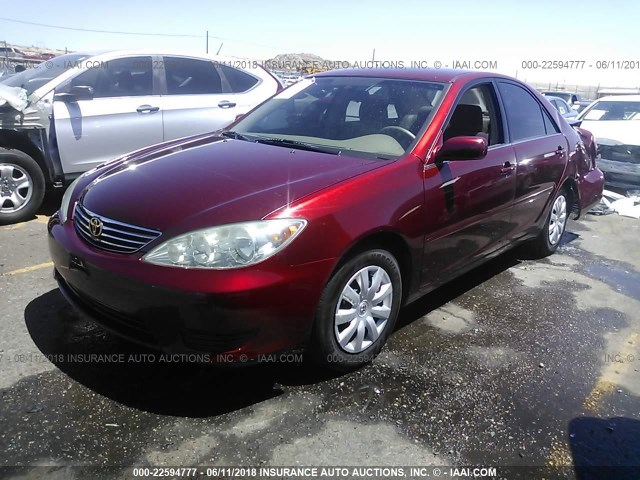 4T1BE32K65U083441 - 2005 TOYOTA CAMRY LE/XLE/SE ბურგუნდია ფოტო 2