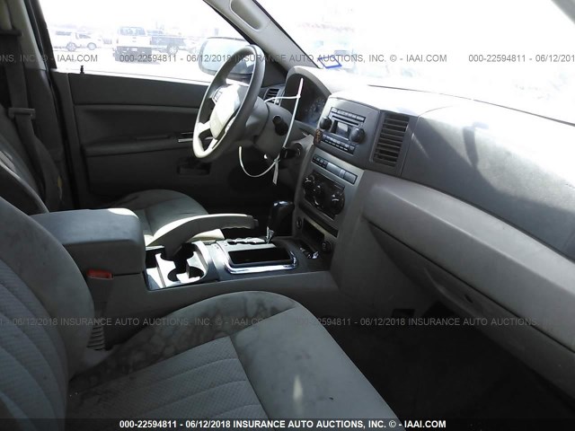 1J4GS48K95C663461 - 2005 JEEP GRAND CHEROKEE LAREDO/COLUMBIA/FREEDOM 白色 照片 5