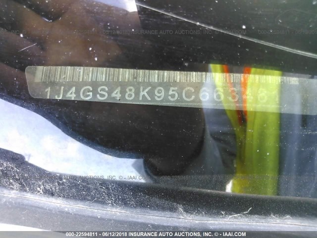 1J4GS48K95C663461 - 2005 JEEP GRAND CHEROKEE LAREDO/COLUMBIA/FREEDOM 白色 照片 9