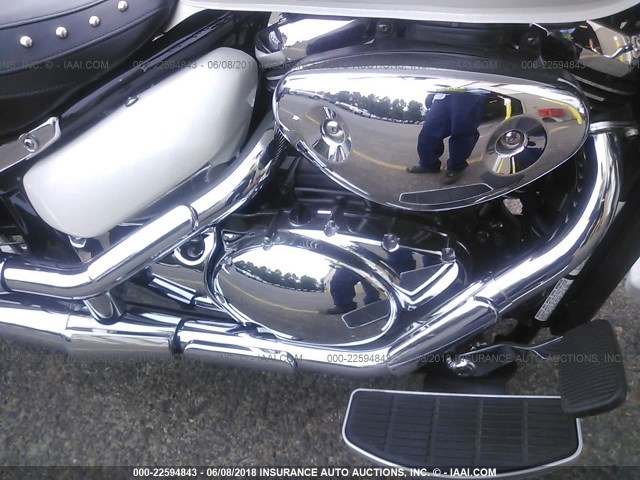 JS1VS55A962115170 - 2006 SUZUKI C50 WHITE photo 8