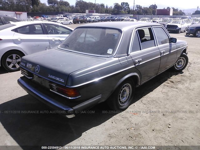 WDBAB33A9EA081911 - 1984 MERCEDES-BENZ 300 DT GRAY photo 4