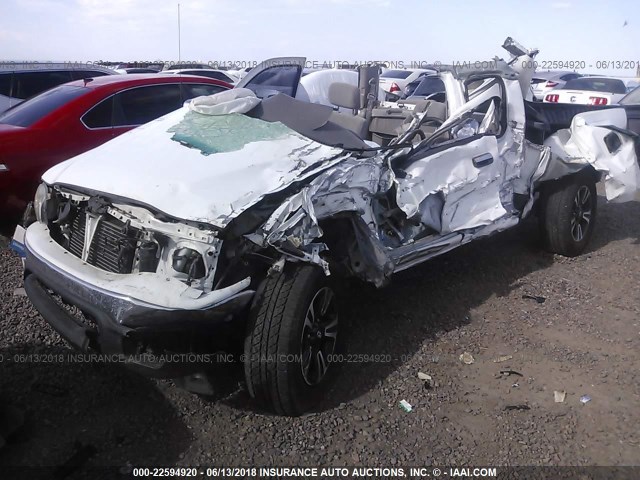 5TESM92NX2Z042432 - 2002 TOYOTA TACOMA XTRACAB PRERUNNER თეთრი ფოტო 2