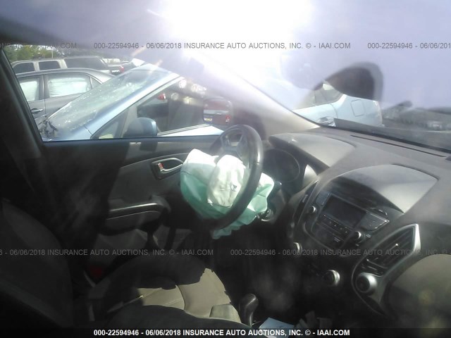 KM8JUCAC3AU042042 - 2010 HYUNDAI TUCSON GLS/LIMITED 棕色 照片 5