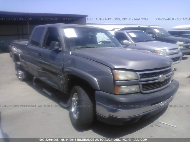 1GCHC23UX6F163913 - 2006 CHEVROLET SILVERADO C2500 HEAVY DUTY GRAY photo 1