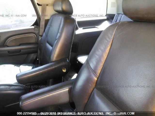 1GYFK13279R246117 - 2009 CADILLAC ESCALADE BLACK photo 8