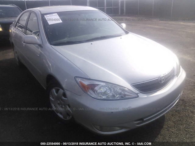 4T1BE32K54U270779 - 2004 TOYOTA CAMRY LE/XLE/SE ვერცხლისფერი ფოტო 1
