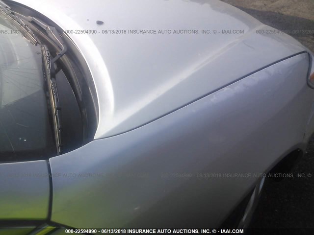 4T1BE32K54U270779 - 2004 TOYOTA CAMRY LE/XLE/SE ვერცხლისფერი ფოტო 6