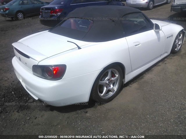 JHMAP11412T001231 - 2002 HONDA S2000 WHITE photo 4