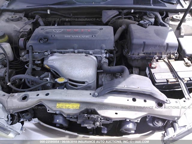 4T1BE32K62U067140 - 2002 TOYOTA CAMRY LE/XLE/SE ბეჟი ფოტო 10