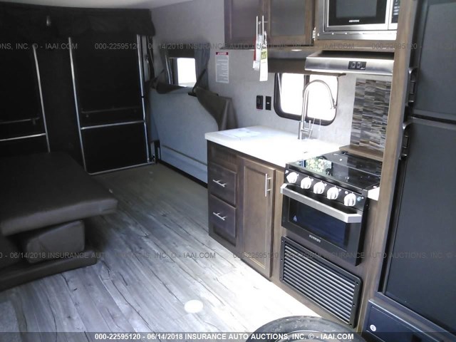 4X4TCKB24JK052231 - 2018 FOREST RIVER CCKT26RR TRAVEL TRAILER  Unknown photo 8