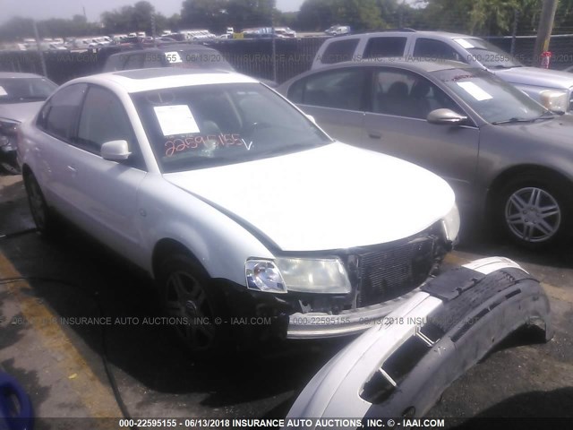 WVWPD23B3YE231131 - 2000 VOLKSWAGEN PASSAT GLX WHITE photo 1