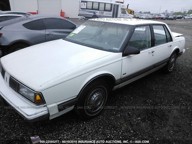 1G3HN54C5L1817551 - 1990 OLDSMOBILE DELTA 88 ROYALE WHITE photo 2