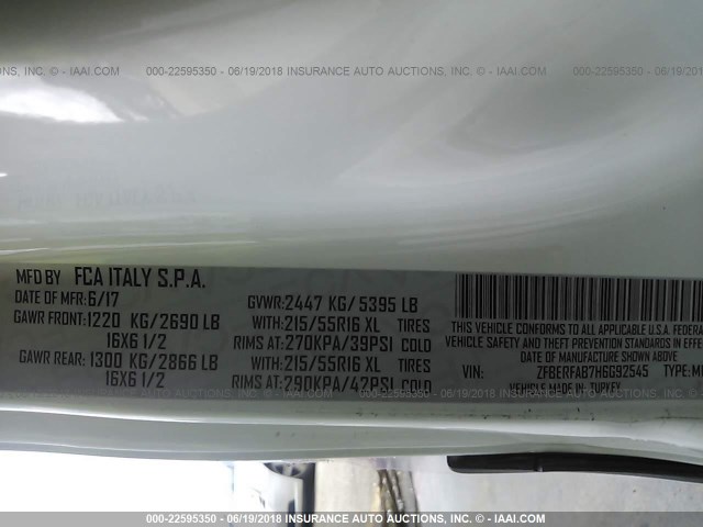 ZFBERFAB7H6G92545 - 2017 RAM PROMASTER CITY  白色 照片 9