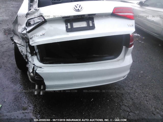 3VWLA7AJ0FM343128 - 2015 VOLKSWAGEN JETTA TDI WHITE photo 6