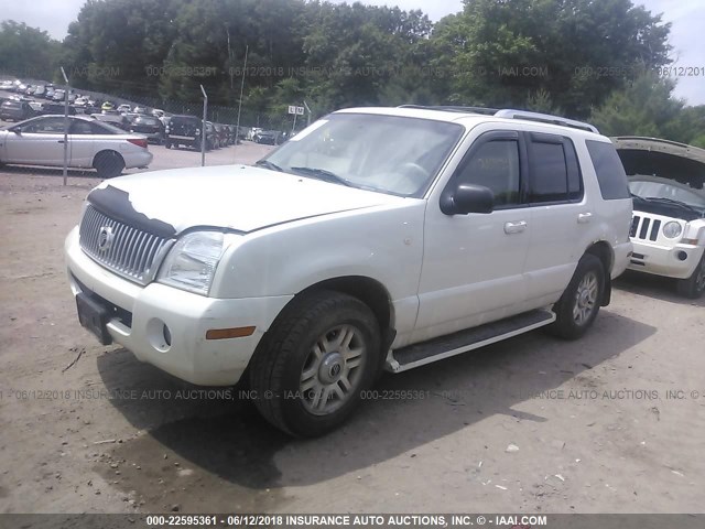 4M2DU86W24ZJ07014 - 2004 MERCURY MOUNTAINEER  WHITE photo 2