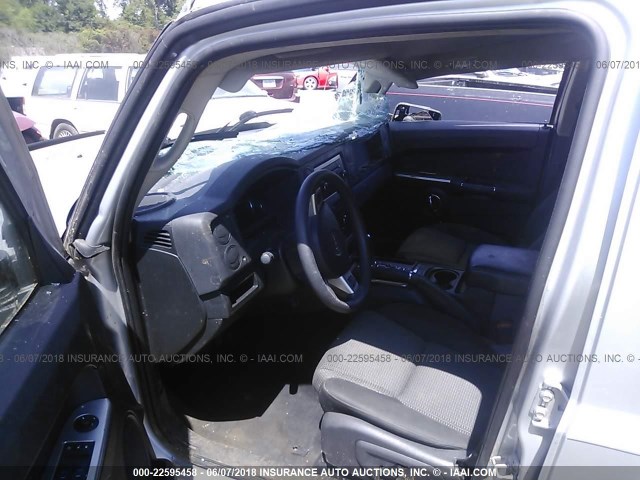 1J4RG4GK5AC101515 - 2010 JEEP COMMANDER SPORT Արծաթագույն լուսանկար 5