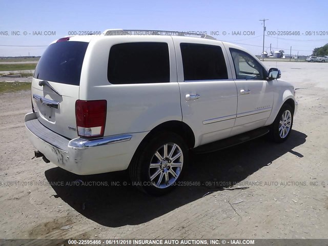 1A8HW58277F516246 - 2007 CHRYSLER ASPEN LIMITED WHITE photo 4