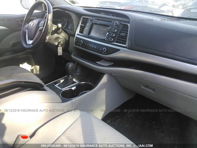 5TDBKRFH9FS202426 - 2015 TOYOTA HIGHLANDER LE/LE PLUS GRAY photo 5