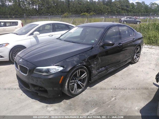 WBSFV9C54DD096844 - 2013 BMW M5 BLACK photo 2