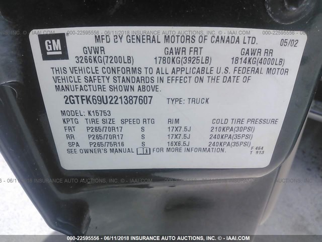 2GTFK69U221387607 - 2002 GMC SIERRA K1500 DENALI GREEN photo 9