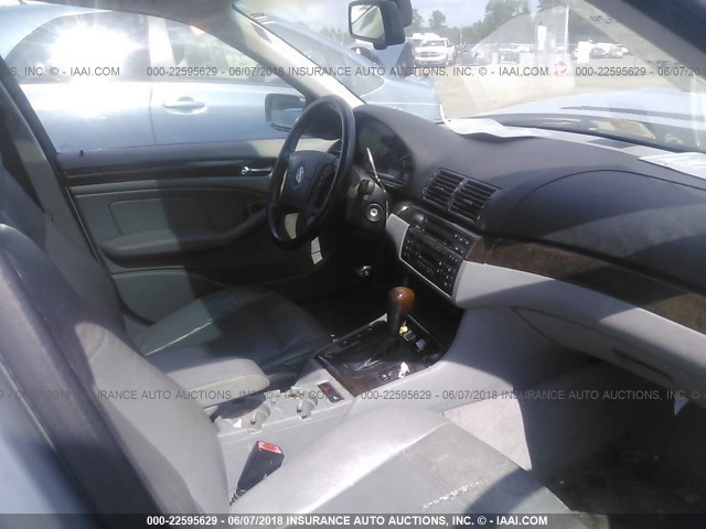 WBAAN3345YNC91969 - 2000 BMW 323 I SILVER photo 5