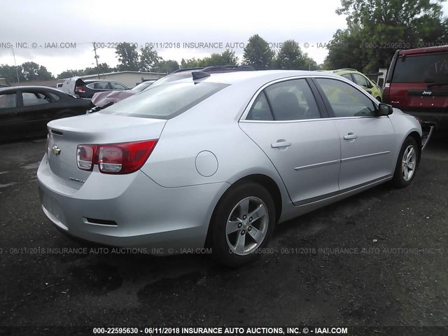 1G11B5SL7FU150622 - 2015 CHEVROLET MALIBU LS 银色 照片 4
