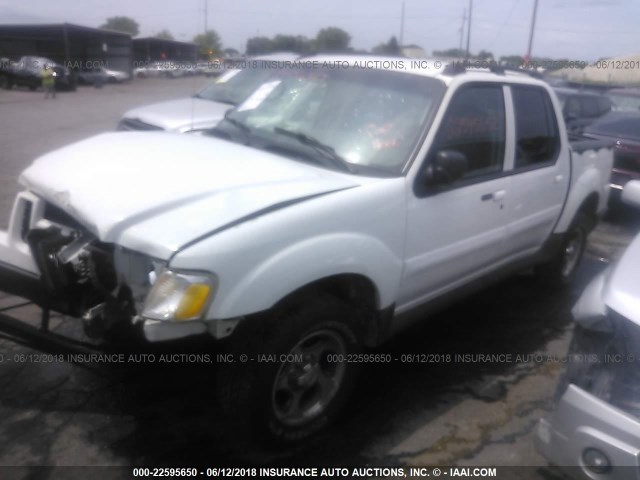 1FMZU67K34UA39391 - 2004 FORD EXPLORER SPORT TR  WHITE photo 2