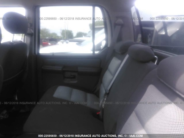 1FMZU67K34UA39391 - 2004 FORD EXPLORER SPORT TR  WHITE photo 8