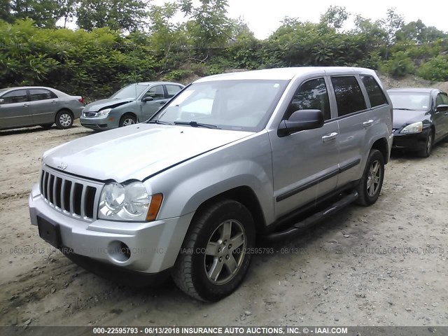 1J8GR48KX7C610037 - 2007 JEEP GRAND CHEROKEE LAREDO/COLUMBIA/FREEDOM 银色 照片 2