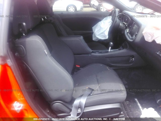 2C3CDZFJ4GH315819 - 2016 DODGE CHALLENGER R/T SCAT PACK ORANGE photo 5